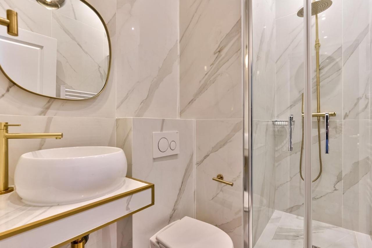 Newly Renovated ! Stunning 2Br Apt In The Heart Of Paris 15 Bagian luar foto